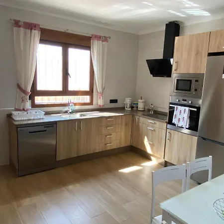 Con Piscina Privada De 4 Herrerias -cerca De Vera Playa- *